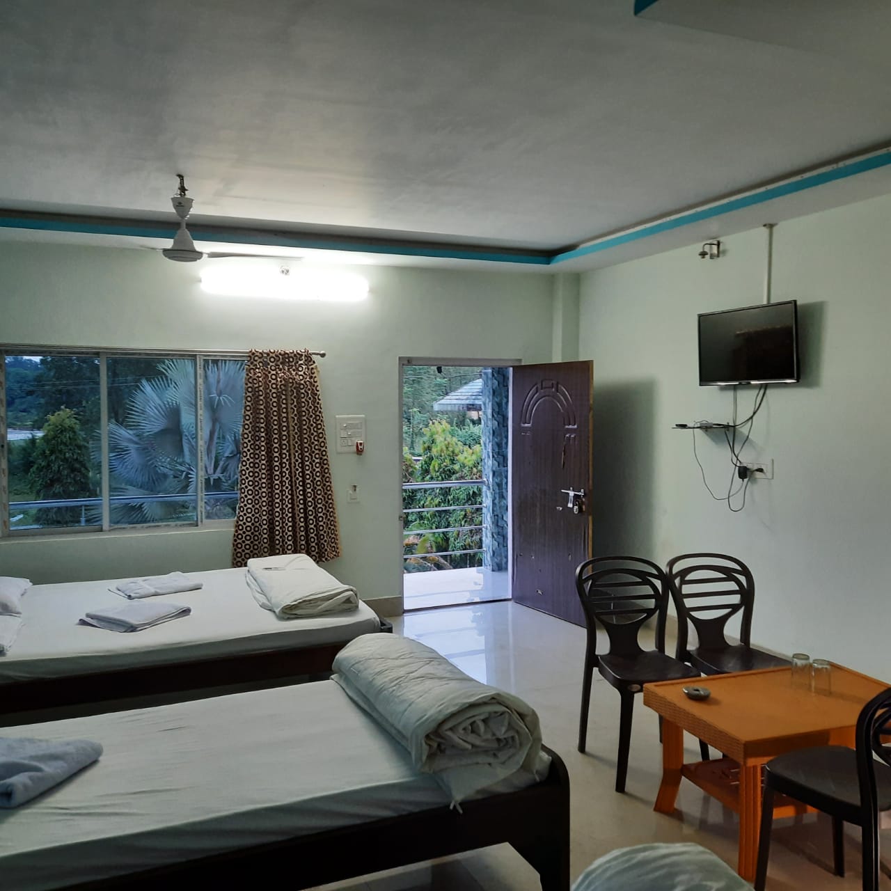 Gorumara Nature's Cottage Photo